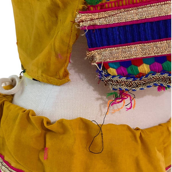 Women's Yellow & Pink Circle Design Indian Chanya Choli (M/L) - Picture 12 of 15